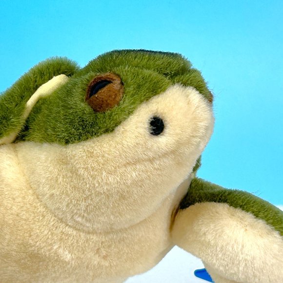 Vintage SeaWorld Conservation Education Sea Turtle 8" Plush Stuffed Animal Toy - Picture 1 of 9